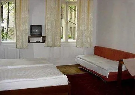 Pension Vera Vienna 2*,  Austria