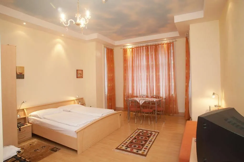 Pension Vera Vienna Guest house